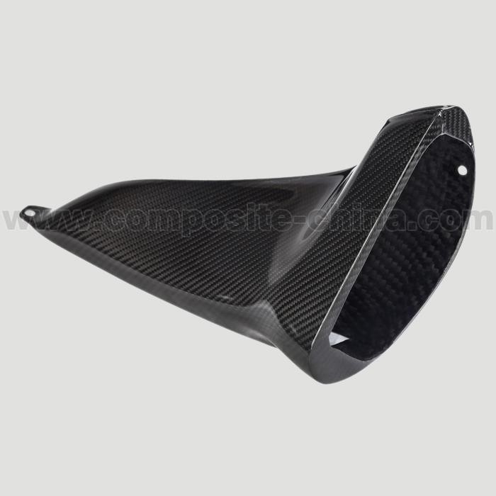 أجزاء مخصصة من ألياف الكربون